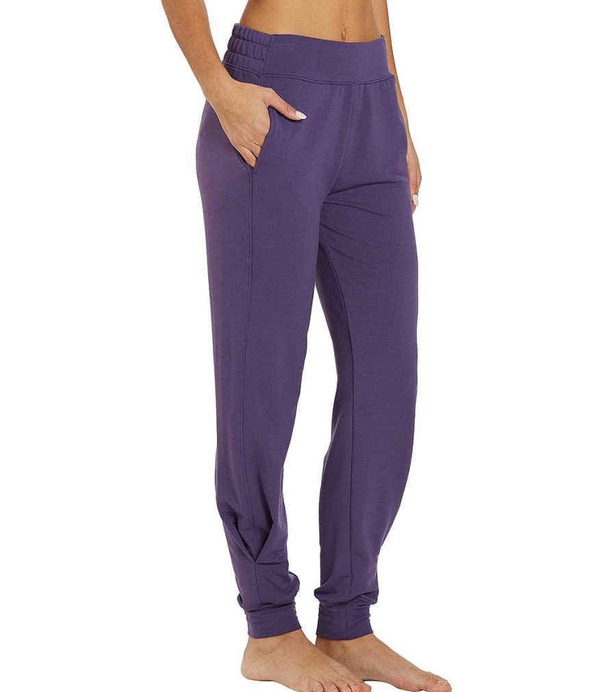 Clothing Thrive Societe Yoga Pants | Pleated Jogger