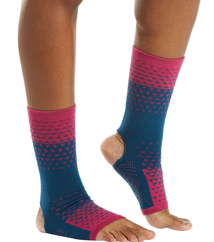 Accessories Gaiam | Grippy Yoga Ankle Socks Wild Berry