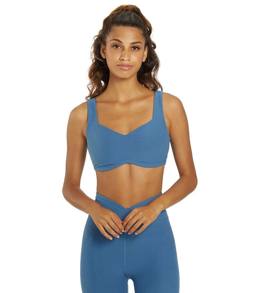 Clothing Year of Ours Yoga Sports Bras | The Isadora Bra