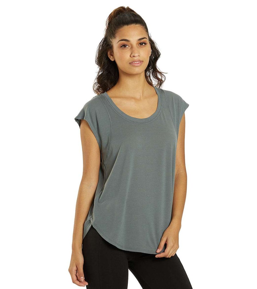 Clothing Marika Yoga Tops | Shelly Top