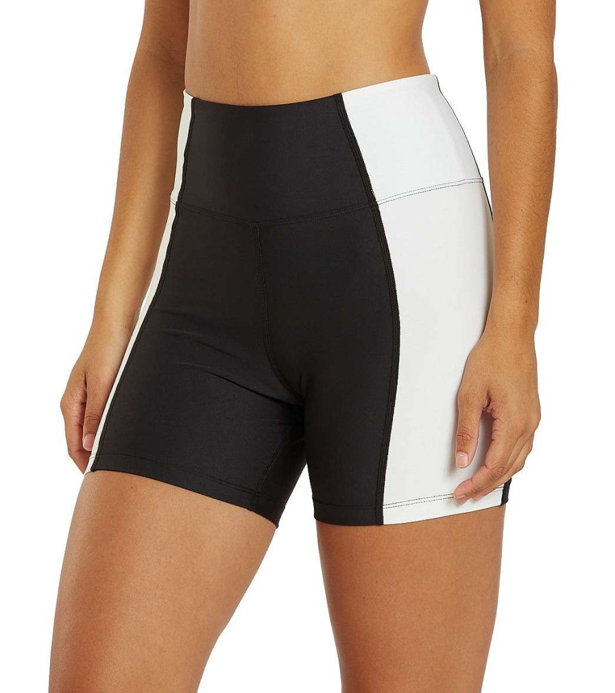 Clothing Year of Ours Yoga Shorts | Work Out Short Black/White